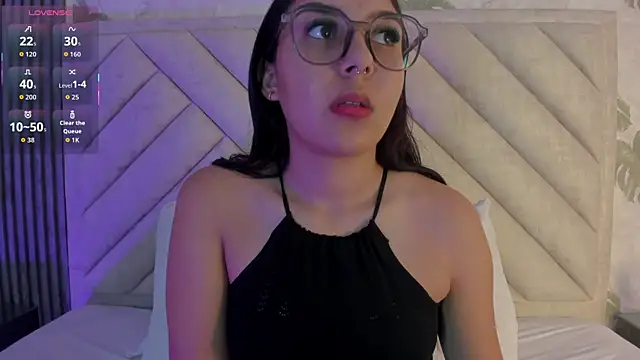 Snapshot of Lexy-Sweet1 chatting on 11-16-25, 04:40 Lexy-Sweet1 online show from 11-16-25, 04:40