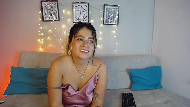 Sweet Bella Valery online show from 04-12-26, 08:58