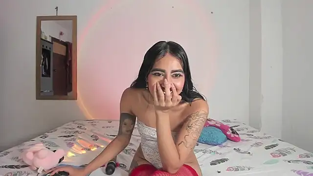 Snapshot of Angely-sweet chatting on 10-24-25, 05:42 Angely-sweet online show from 10-24-25, 05:42