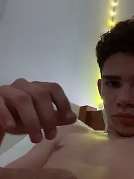 Leo TheGod online show from 10-21-25, 07:03