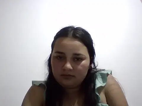 Snapshot of Luna_vera chatting on 10-26-25, 02:50 Luna vera online show from 10-26-25, 02:50