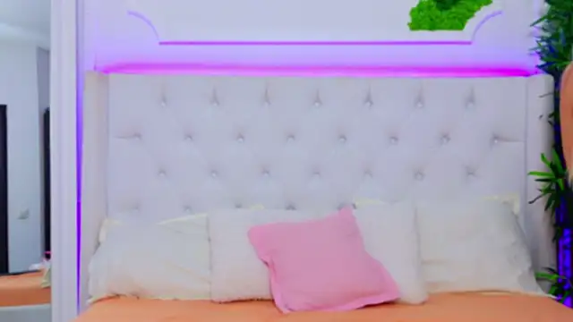 AriannaSins online show from 01-22-25, 07:34