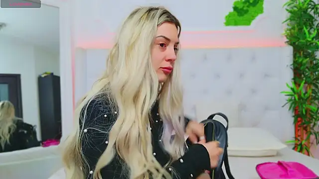 AriannaSins online show from 01-24-25, 01:25