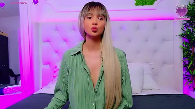 AriannaSins online show from 02-04-26, 01:17