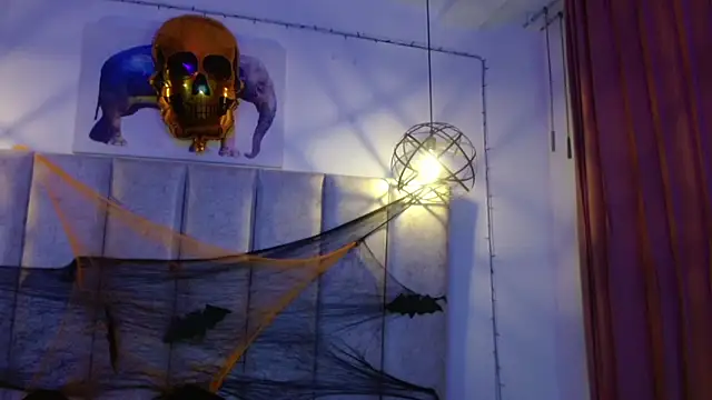 Snapshot of antonella_rosecs chatting on 11-02-25, 04:37 antonella rosecs online show from 11-02-25, 04:37