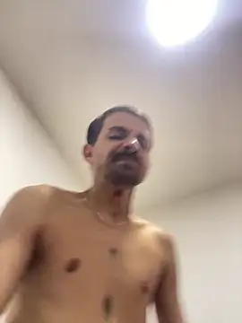 Snapshot of Felipinh19cm chatting on 12-17-25, 02:17 Felipinh19cm online show from 12-17-25, 02:17