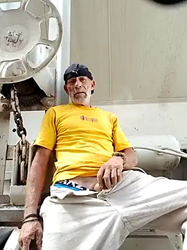 whitepony244 online show from 03-05-26, 05:42