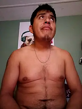 Snapshot of Penelargo1233r chatting on 10-21-25, 12:00 Penelargo1233r online show from 10-21-25, 12:00