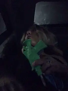 octaviatheillestt online show from 10-20-25, 06:25