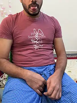 Handsome8677 online show from 04-05-26, 08:55