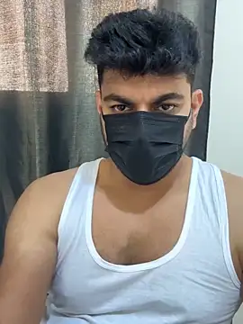 Handsome8677 online show from 06-04-26, 07:47