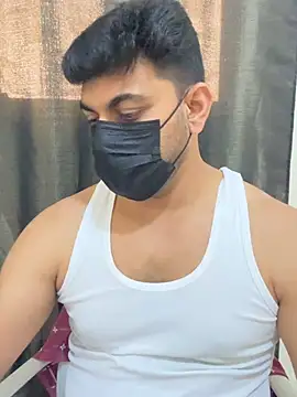 Snapshot of Handsome8677 chatting on 06-08-26, 09:42 Handsome8677 online show from 06-08-26, 09:42