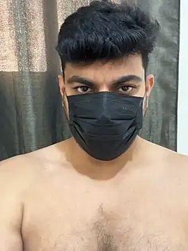 Snapshot of Handsome8677 chatting on 06-09-26, 07:53 Handsome8677 online show from 06-09-26, 07:53