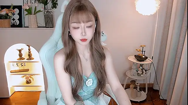 Snapshot of kakakuqi chatting on 10-26-25, 10:21 kakakuqi online show from 10-26-25, 10:21