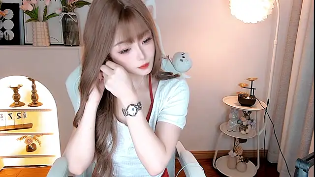 Snapshot of kakakuqi chatting on 11-05-25, 11:32 kakakuqi online show from 11-05-25, 11:32