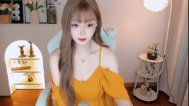 Snapshot of kakakuqi chatting on 11-16-25, 06:30 kakakuqi online show from 11-16-25, 06:30