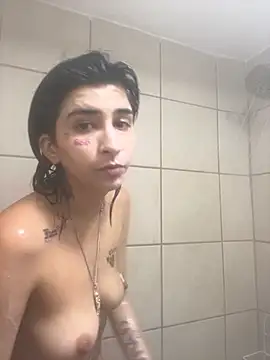 Snapshot of bbybu666 chatting on 12-02-25, 03:23 bbybu666 online show from 12-02-25, 03:23