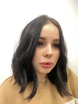 AliceLune online show from 01-18-26, 04:27