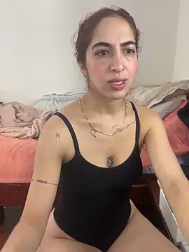 MariamGray1 online show from 05-27-26, 10:01