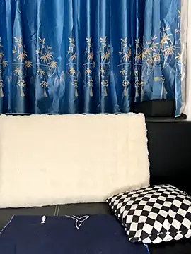 Snapshot of littlesluttycat chatting on 11-22-25, 03:44 littlesluttycat online show from 11-22-25, 03:44