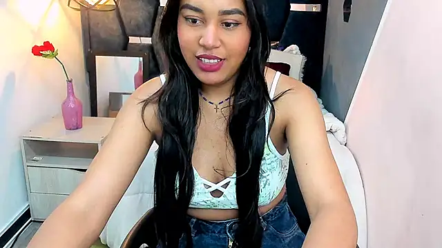 Rachel  Jonees online show from 10-26-25, 12:22