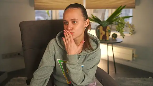 Snapshot of SageRodocker chatting on 10-19-25, 03:18 SageRodocker online show from 10-19-25, 03:18