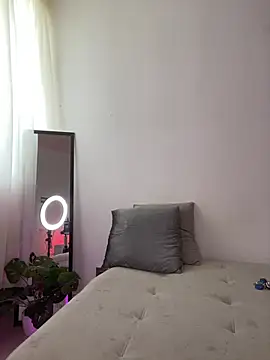 Esmeraldalcl online show from 01-15-26, 09:07