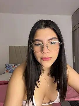 Julietalcl online show from 04-04-26, 09:07