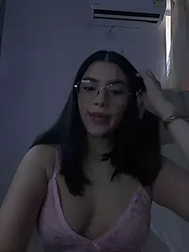 Julietalcl online show from 04-30-26, 08:26
