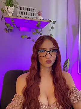 Snapshot of Im_sofiaaa chatting on 12-13-25, 07:53 Im sofiaaa online show from 12-13-25, 07:53