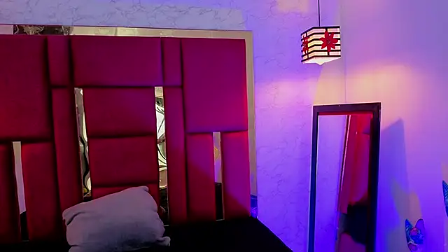 moon winy online show from 03-01-26, 11:23