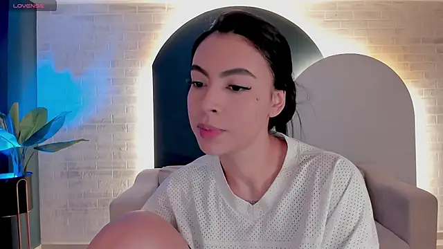 ChristineFord  online show from 10-30-25, 12:39