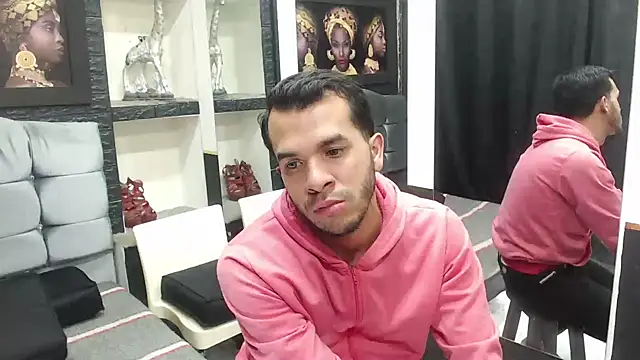 Snapshot of pether_hairy chatting on 10-18-25, 02:47 pether hairy online show from 10-18-25, 02:47