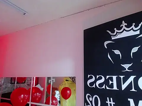 Snapshot of pether_hairy chatting on 11-01-25, 01:40 pether hairy online show from 11-01-25, 01:40