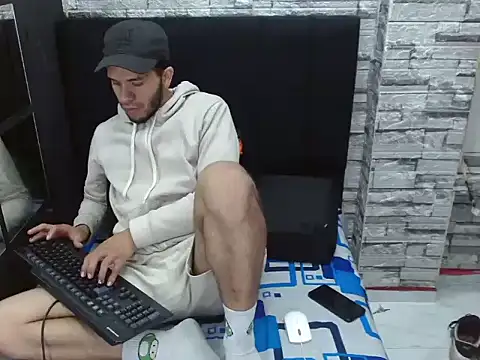 Snapshot of pether_hairy chatting on 11-04-25, 02:32 pether hairy online show from 11-04-25, 02:32