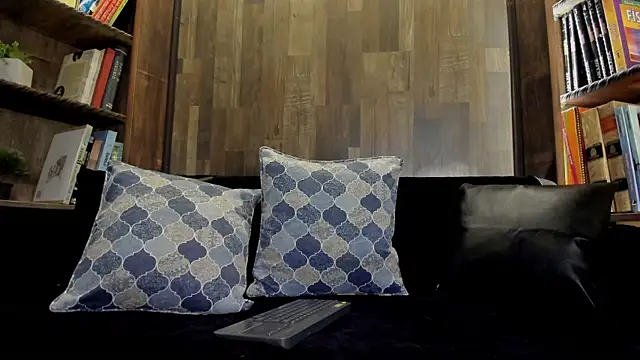 Snapshot of GabrielDraiven chatting on 12-01-25, 07:19 GabrielDraiven online show from 12-01-25, 07:19