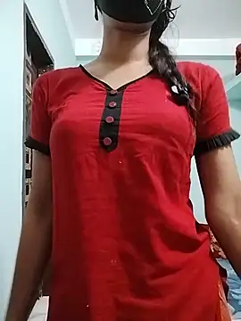 Snapshot of Ratri-Biswas chatting on 06-17-26, 12:35 Ratri-Biswas online show from 06-17-26, 12:35