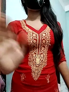 Snapshot of Ratri-Biswas chatting on 06-21-26, 02:19 Ratri-Biswas online show from 06-21-26, 02:19