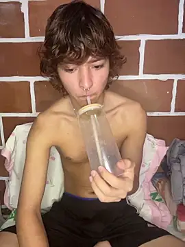 JoelnClouds online show from 04-03-26, 07:45