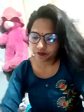 Vanshika1432 online show from 10-24-25, 04:53