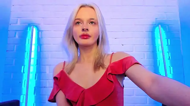 AlessaKiss online show from 05-13-26, 01:47