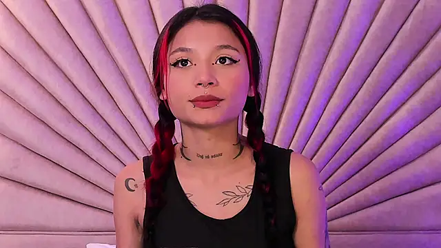 Emma duff online show from 10-21-25, 11:44