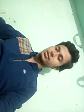 Snapshot of maxmishra18 chatting on 11-18-25, 06:18 maxmishra18 online show from 11-18-25, 06:18