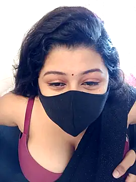 Snapshot of Cuty-Lina chatting on 11-10-25, 03:49 Cuty-Lina online show from 11-10-25, 03:49