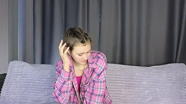 FoxFever online show from 12-14-25, 06:19