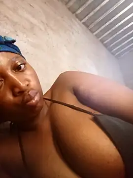 Snapshot of Bretbooty23 chatting on 10-28-25, 09:46 Bretbooty23 online show from 10-28-25, 09:46