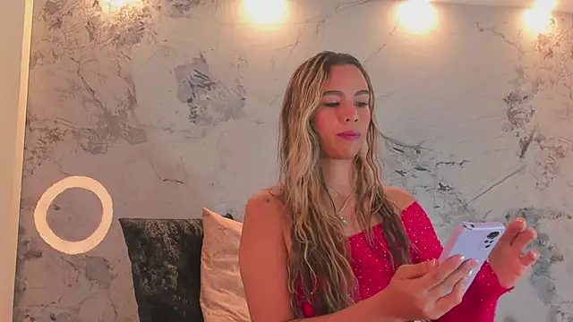 Karina chastillo online show from 03-31-26, 11:10