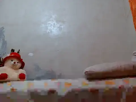 Snapshot of lovenaya chatting on 05-18-26, 10:26 lovenaya online show from 05-18-26, 10:26