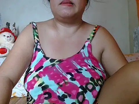 Snapshot of lovenaya chatting on 05-21-26, 01:12 lovenaya online show from 05-21-26, 01:12