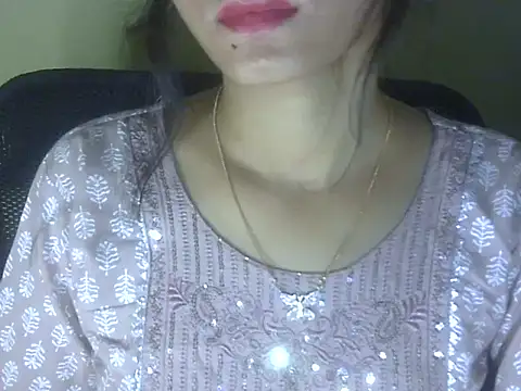 Shezi N online show from 05-28-26, 02:03